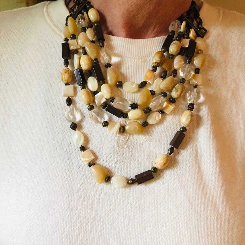 Chunky bead and bronze necklace